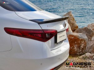 Alfa Romeo Giulia Trunk Spoiler - Carbon Fiber - Stile Italia